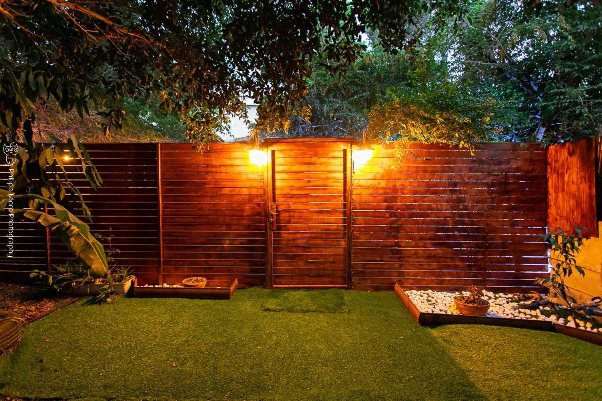 فيلا حيفافي Private Garden House المظهر الخارجي الصورة