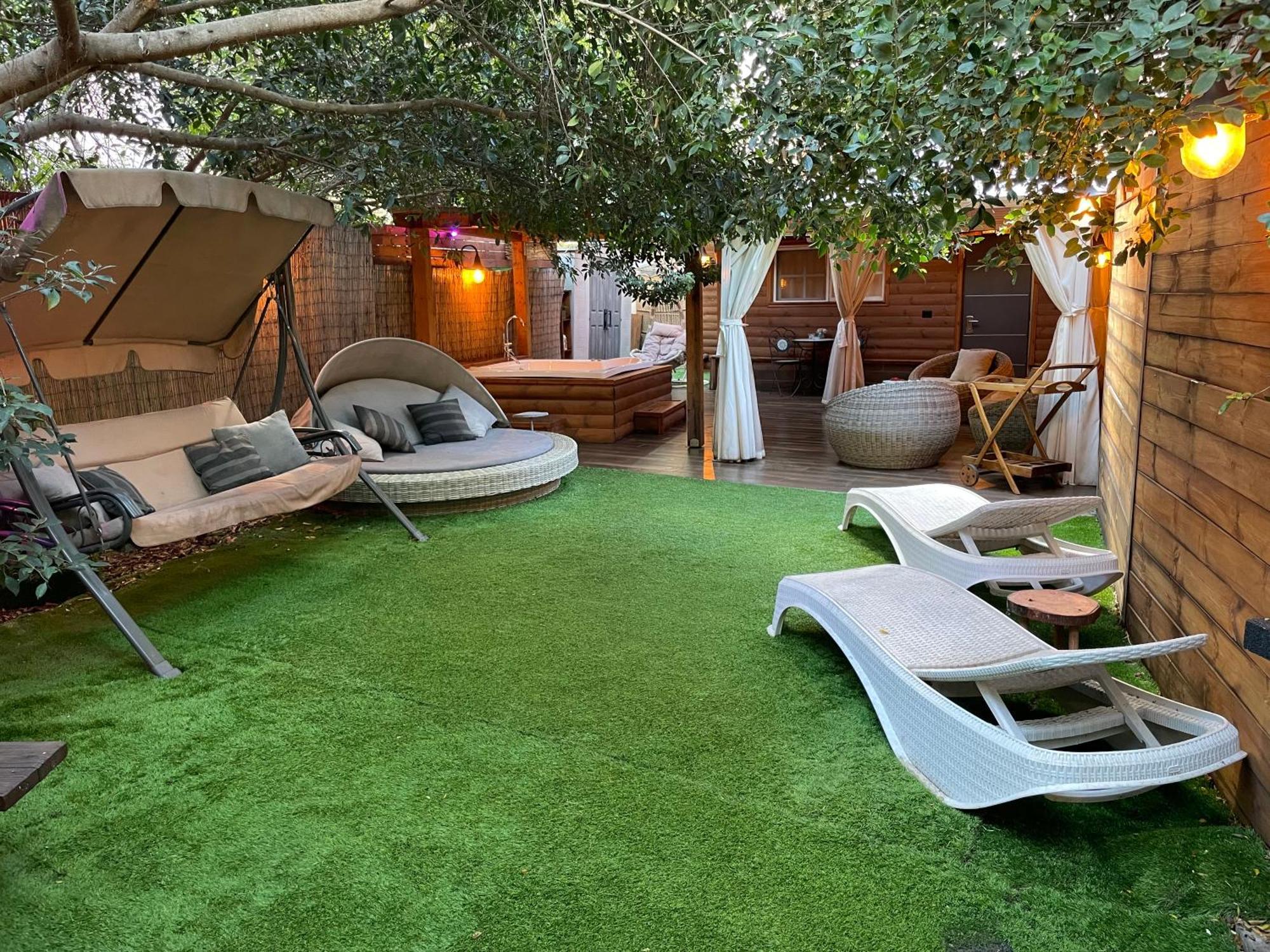 فيلا حيفافي Private Garden House المظهر الخارجي الصورة